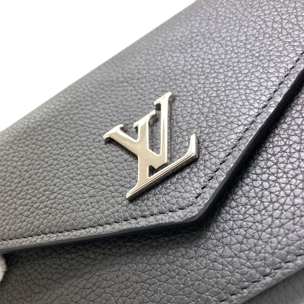 LOUIS VUITTON ルイヴィトン M62530 マイロックミー 長財布（小銭入れあり） トリヨン レディース 中古