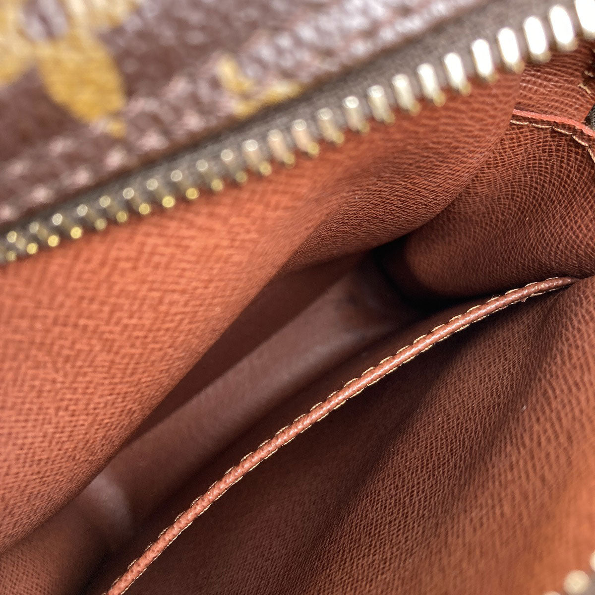 LOUIS VUITTON ルイヴィトン M45236 アマゾン ショルダーバッグ モノグラムキャンバス レディース 中古