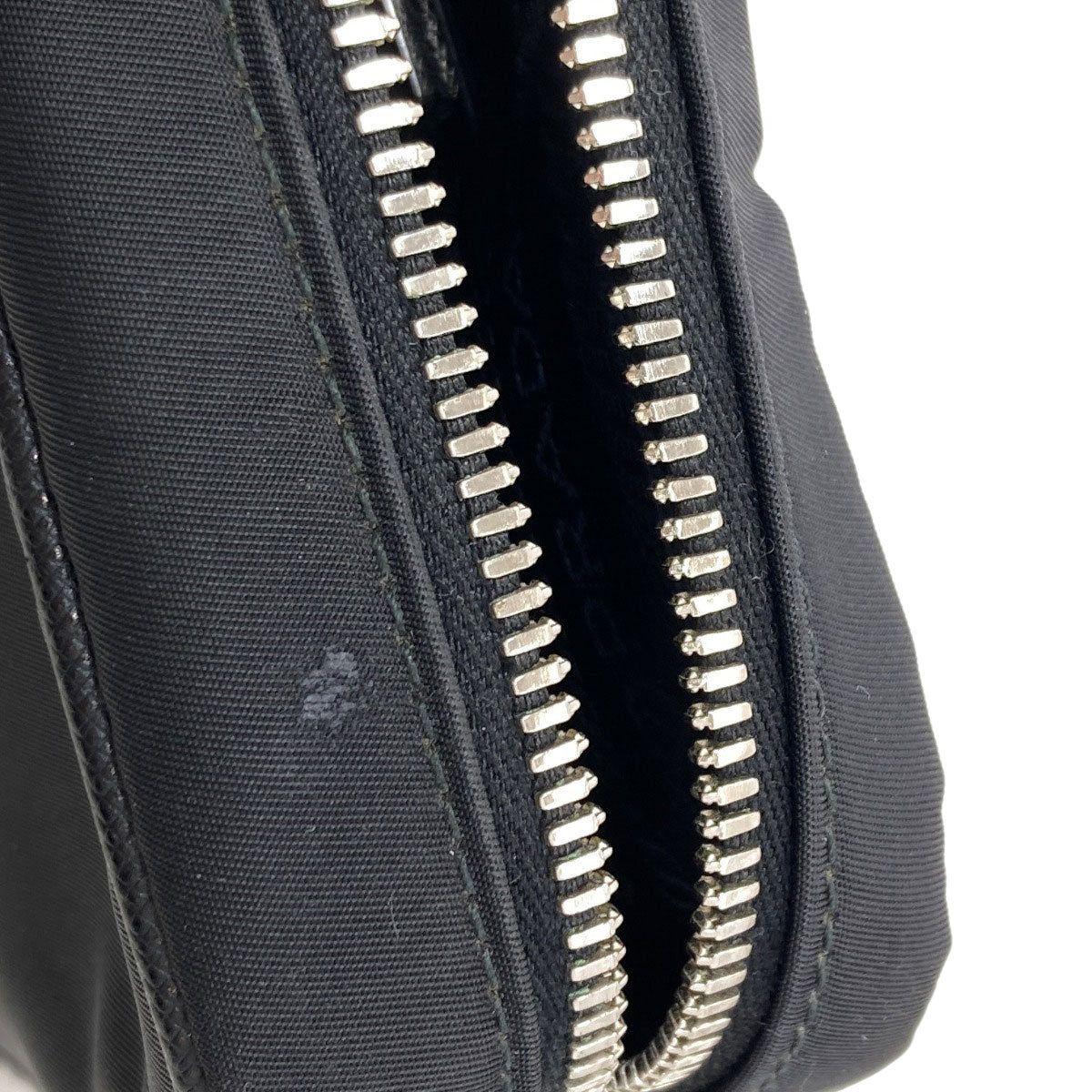 PRADA プラダ ロゴ ショルダーバッグ ナイロン レディース 中古