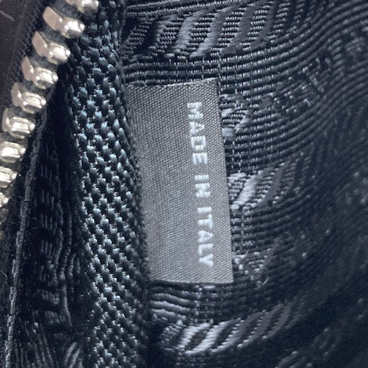 PRADA プラダ ロゴ ショルダーバッグ ナイロン レディース 中古