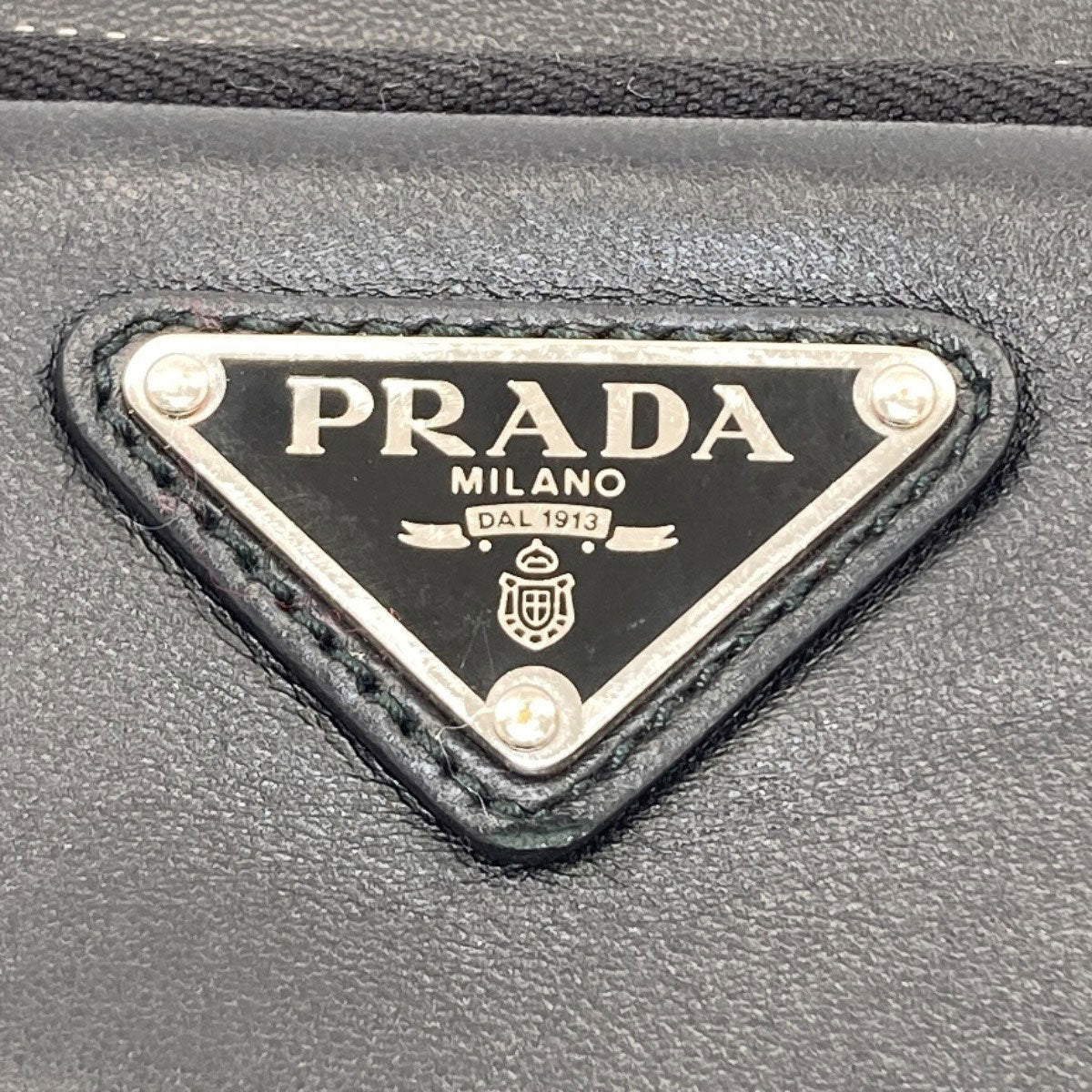 PRADA プラダ ロゴ金具 ハンドバッグ ラムスキン レディース 中古