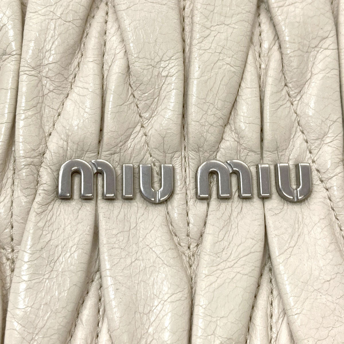 MIUMIU ミュウミュウ マテラッセ ショルダーバッグ カーフ レディース 中古