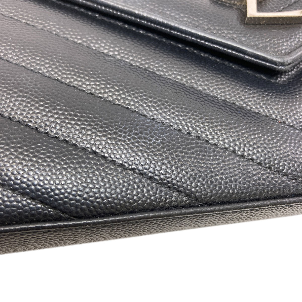 YVES SAINT LAURENT イヴ・サンローラン チェーンショルダー Vステッチ ショルダーバッグ カーフ レディース 中古