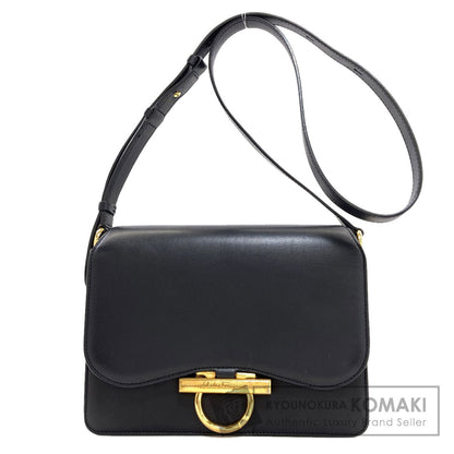 Salvatore Ferragamo サルヴァトーレフェラガモ ガンチーニ金具 ロングショルダー ショルダーバッグ レザー レディース 中古