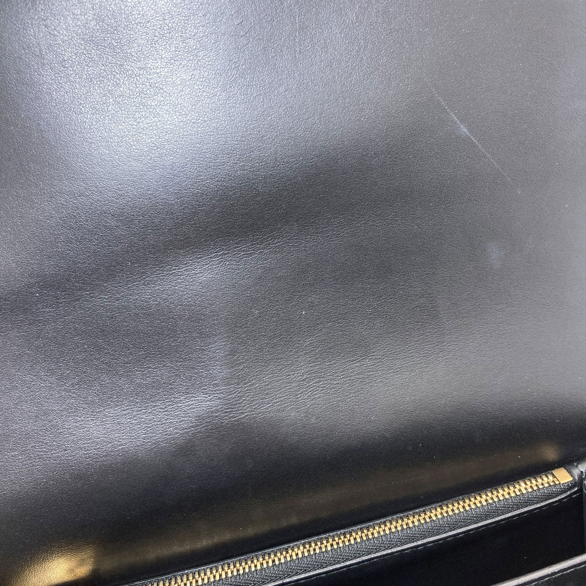 Salvatore Ferragamo サルヴァトーレフェラガモ ガンチーニ金具 ロングショルダー ショルダーバッグ レザー レディース 中古