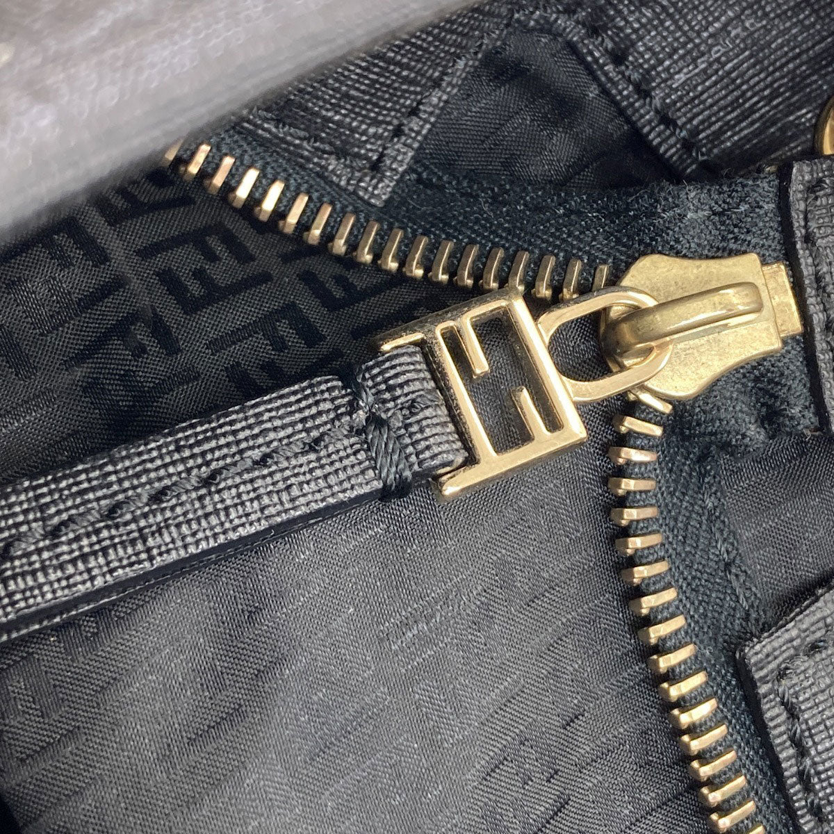 FENDI フェンディ ズッカ柄 トートバッグ PVC レディース 中古