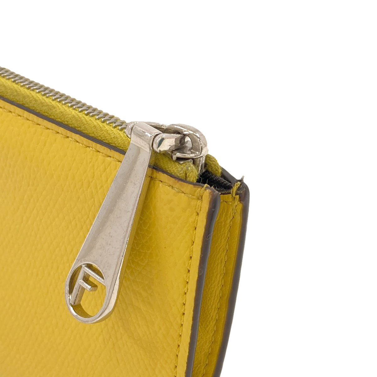 FENDI フェンディ ズッカ柄 カードケース レザー レディース 中古