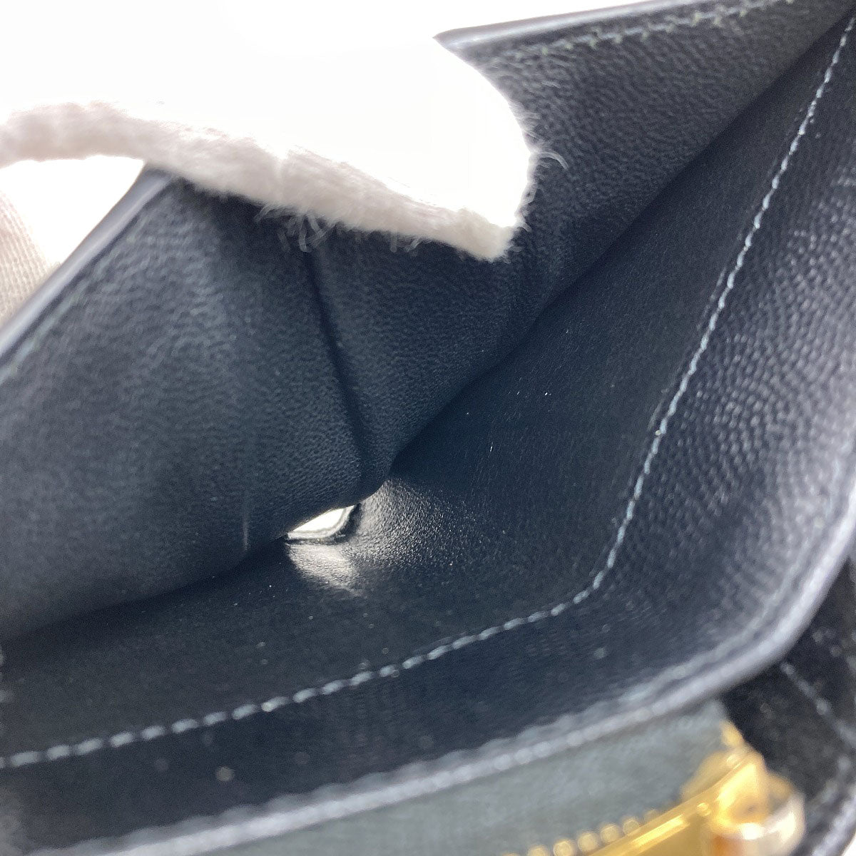 イヴ・サンローラン カサンドラ ステッチ 二つ折り財布（小銭入れあり） 中古 商品画像7