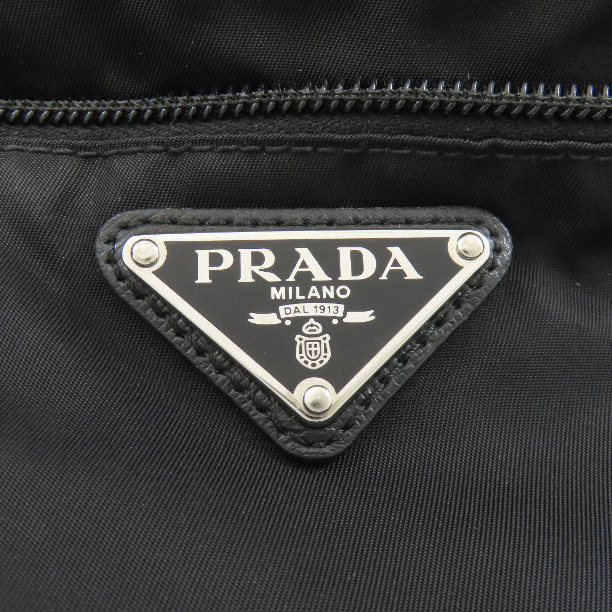 PRADA プラダ ロゴ金具 ショルダーバッグ ナイロン レディース 中古