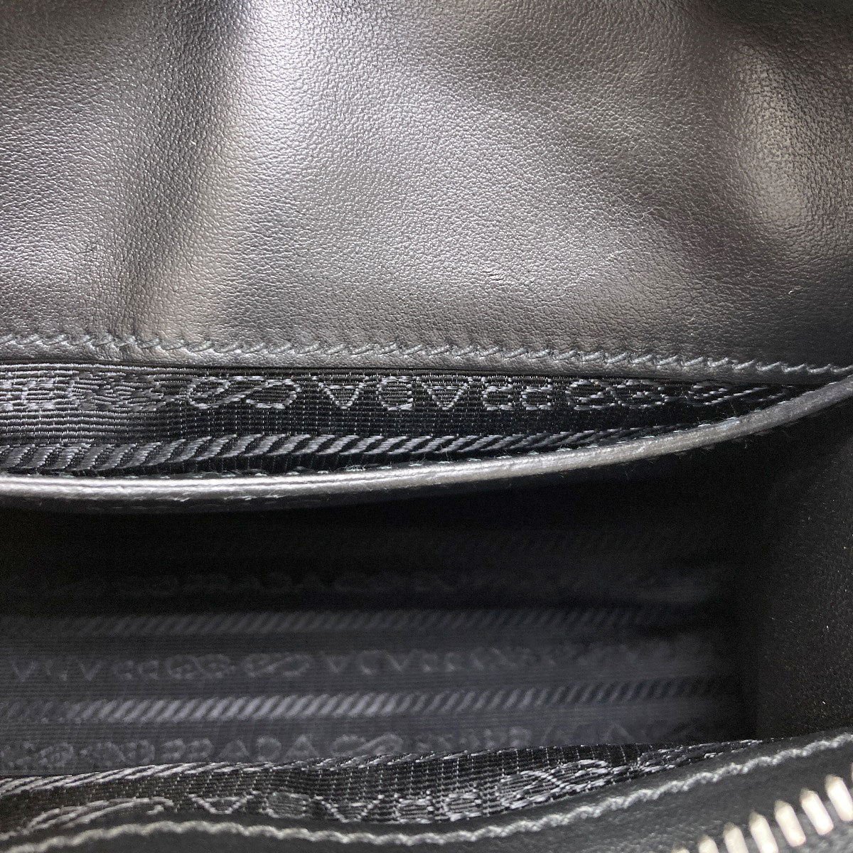 PRADA プラダ 1BA269 トライアングル 2WAY ハンドバッグ サフィアーノ レディース 中古