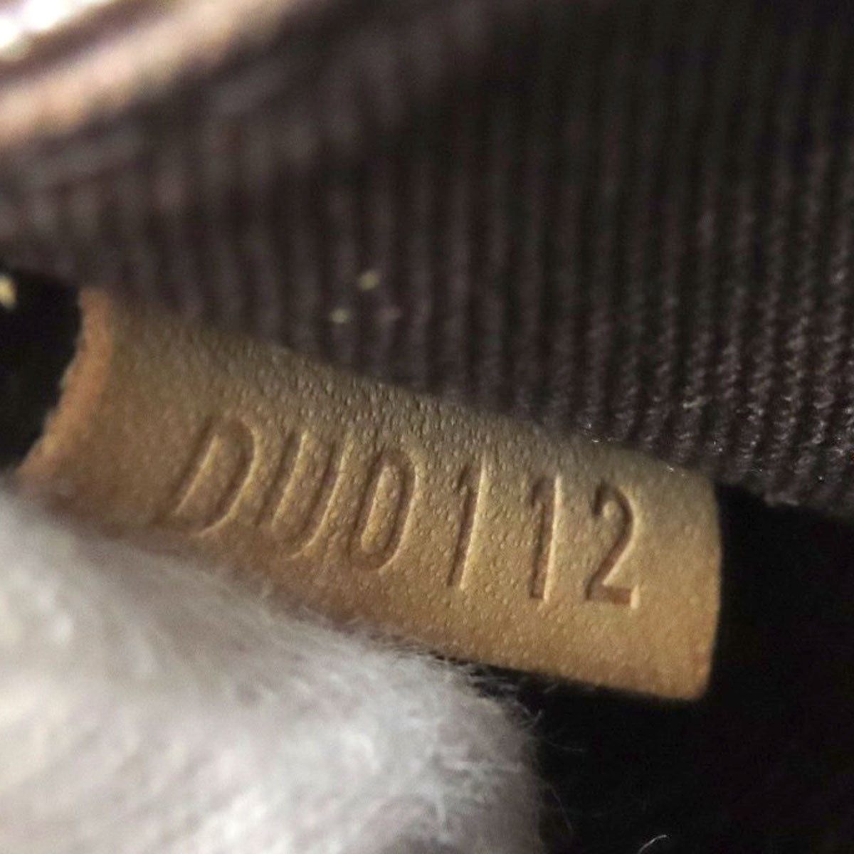 LOUIS VUITTON ルイヴィトン M40474 メニルモンタンPM ショルダーバッグ モノグラムキャンバス レディース 中古