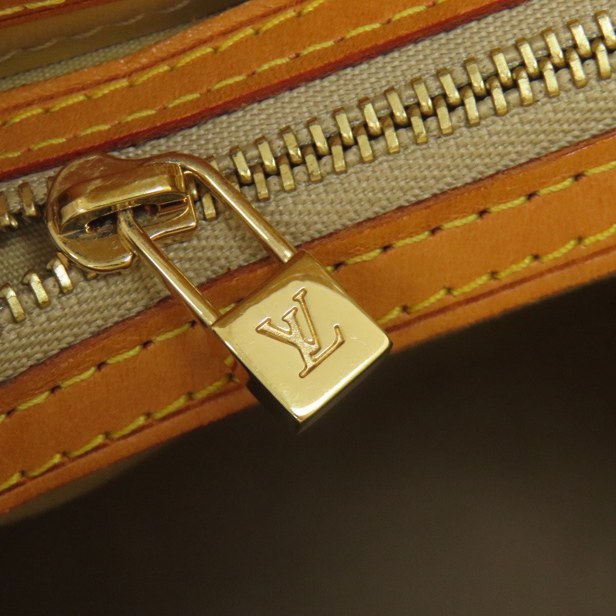 LOUIS VUITTON ルイヴィトン M91144 リードPM ハンドバッグ ヴェルニ レディース 中古