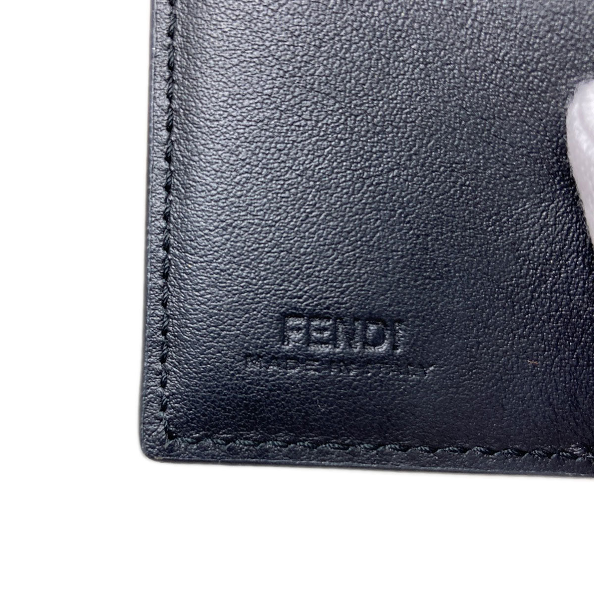 FENDI フェンディ エフ イズ フェンディ マイクロ トライフォールドウォレット 二つ折り財布（小銭入れあり） カーフ レディース 中古