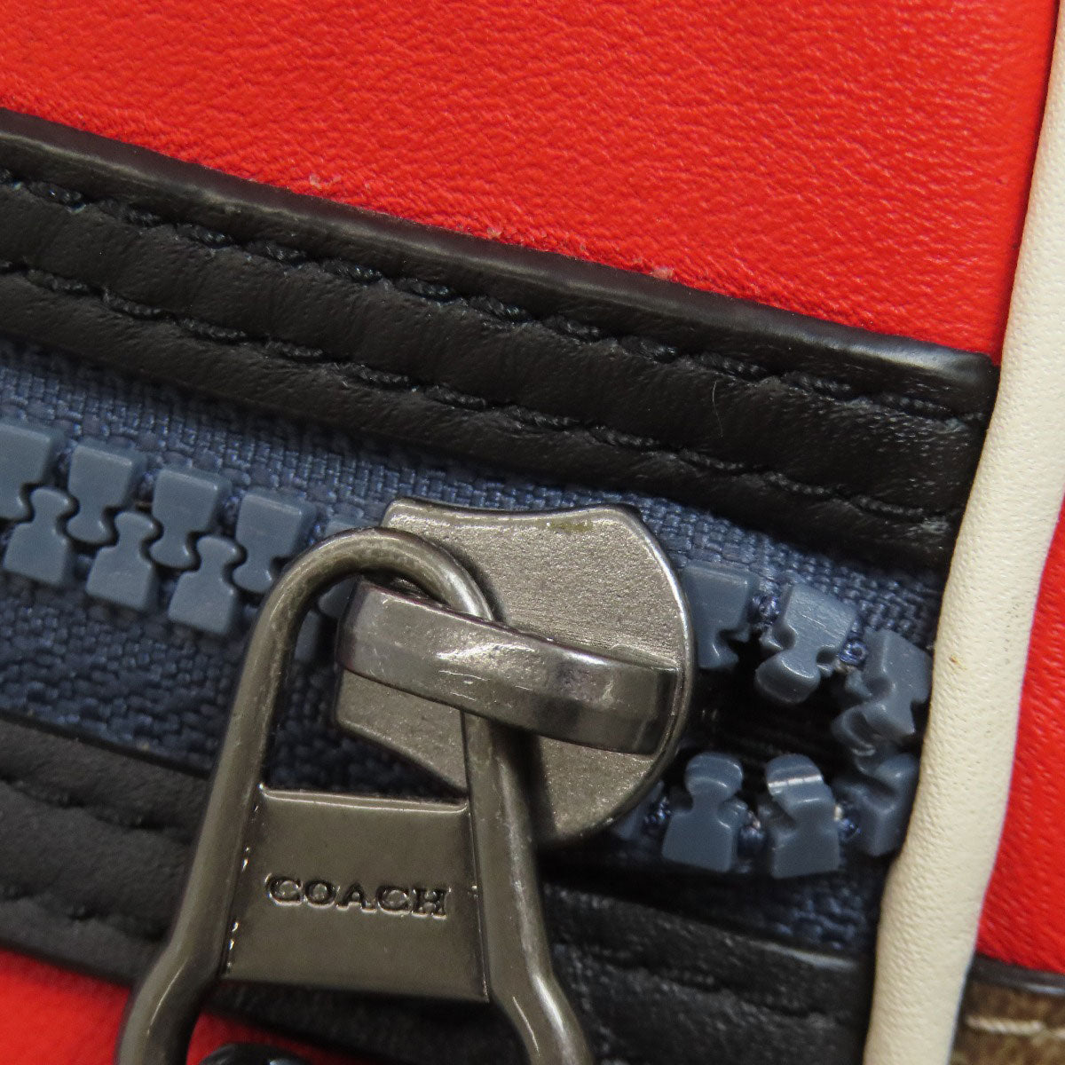 COACH コーチ C2021 ミッキー コラボ シグネチャー ショルダーバッグ レザー レディース 中古