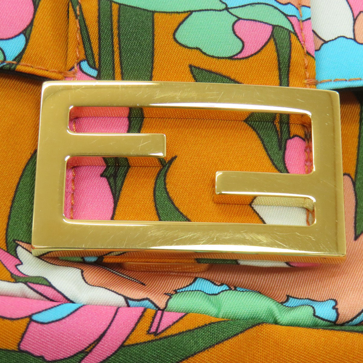 FENDI フェンディ マンマバケット 2WAY ヒップバッグ・ウエストバッグ ナイロン レディース 中古