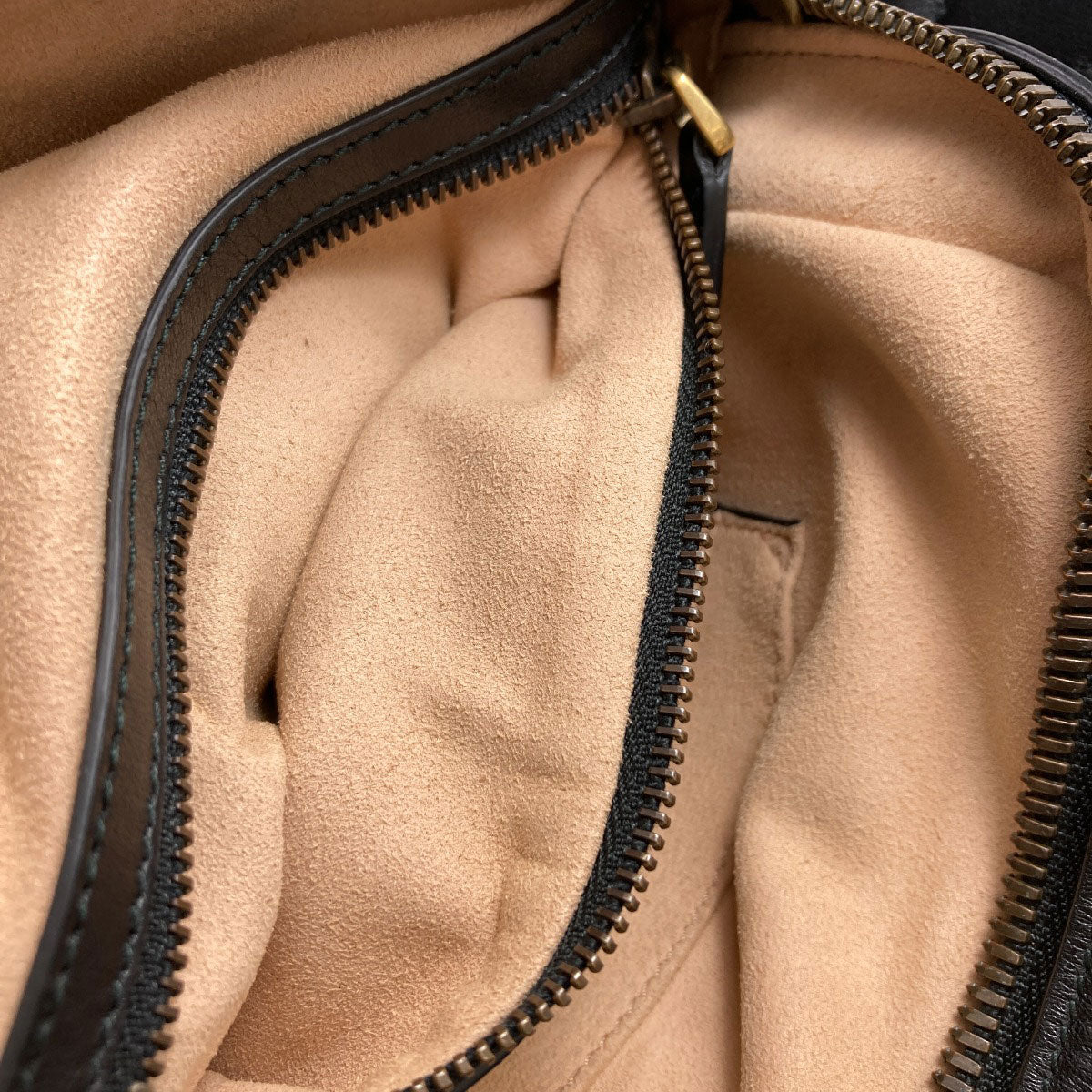 GUCCI グッチ 523365 GGマーモント ダブルG ショルダーバッグ レザー レディース 中古