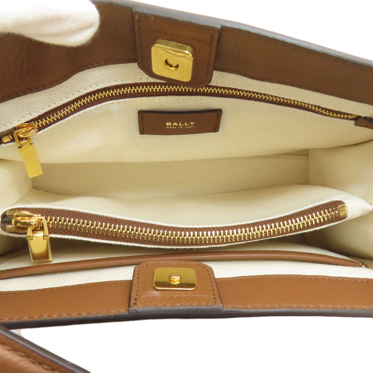 バリー TRAPEZE ショルダーバッグ 中古 商品画像6