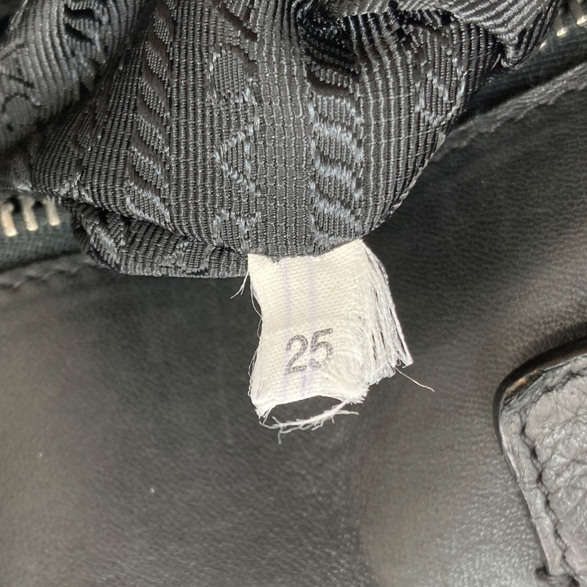 プラダ 2WAY ハンドバッグ 中古 商品画像8