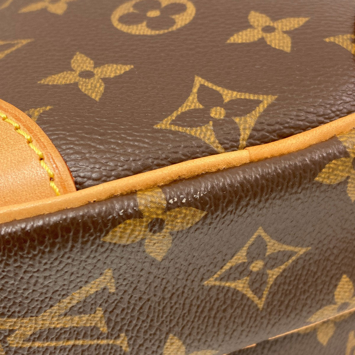 LOUIS VUITTON ルイヴィトン M45236 アマゾン ショルダーバッグ モノグラムキャンバス レディース 中古