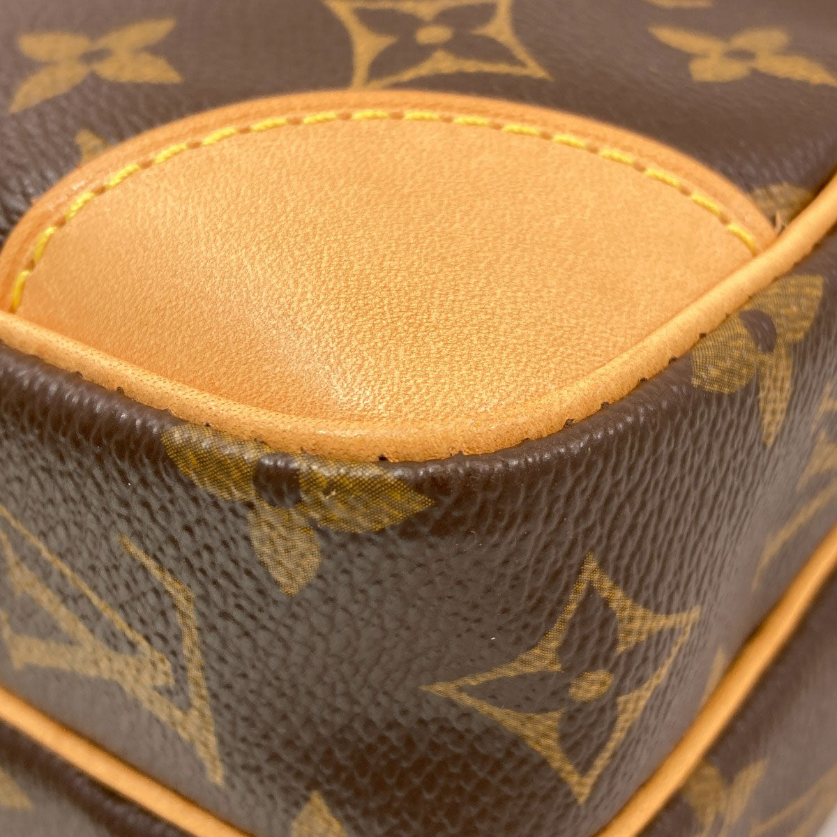 LOUIS VUITTON ルイヴィトン M45236 アマゾン ショルダーバッグ モノグラムキャンバス レディース 中古