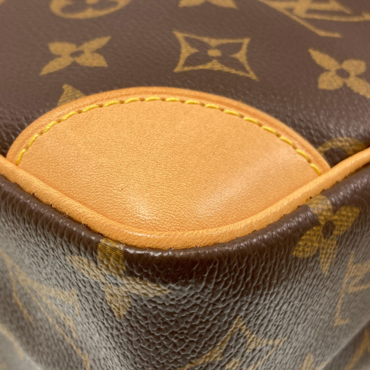 LOUIS VUITTON ルイヴィトン M45236 アマゾン ショルダーバッグ モノグラムキャンバス レディース 中古