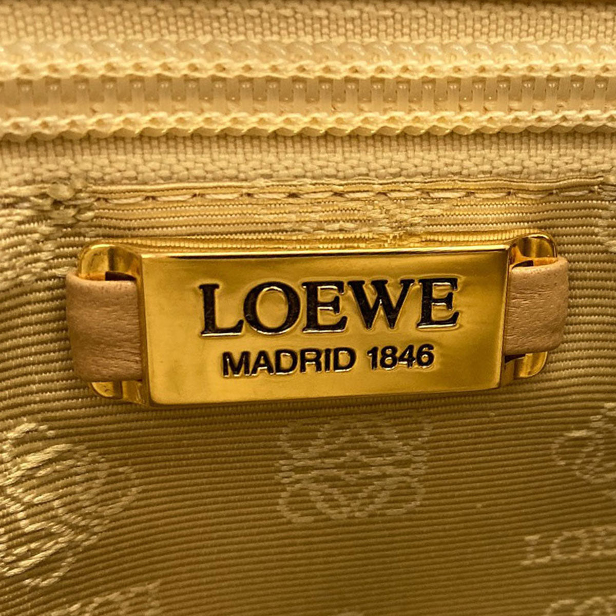 LOEWE ロエベ アナグラム ハンドバッグ ラムスキン レディース 中古