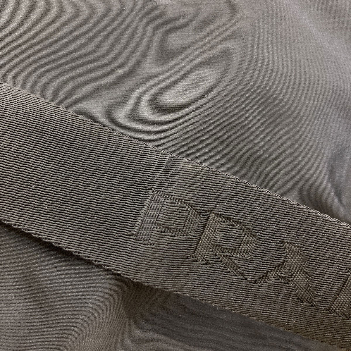 プラダ ロゴ金具 ショルダーストラップ 中古 商品画像17