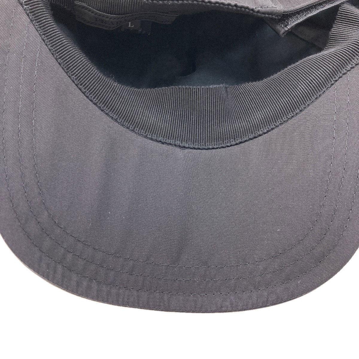 プラダ ロゴ 帽子 中古 商品画像8