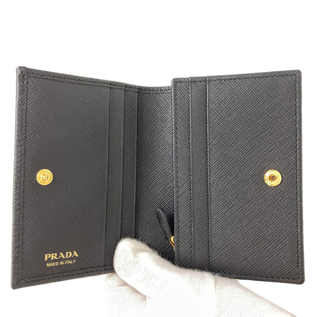 プラダ ロゴ金具 二つ折り財布（小銭入れあり） 中古 商品画像5