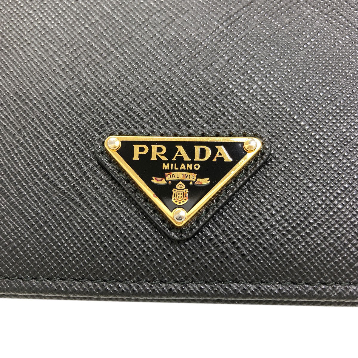プラダ ロゴ金具 二つ折り財布（小銭入れあり） 中古 商品画像9
