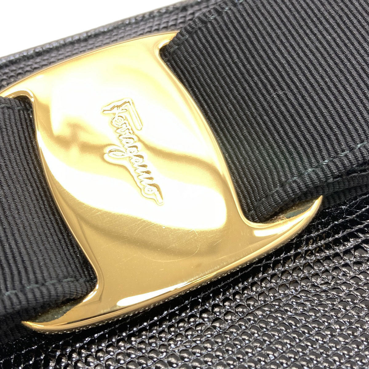 サルヴァトーレフェラガモ ヴァラリボン 型押 2WAY ハンドバッグ 中古 商品画像10