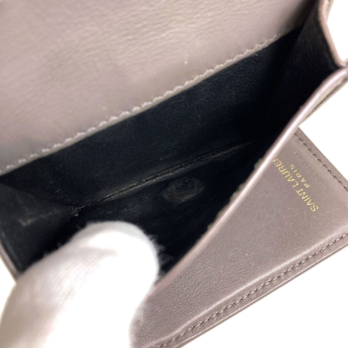イヴ・サンローラン カサンドラ コンパクトウォレット 三つ折り財布（小銭入れあり） 中古 商品画像7