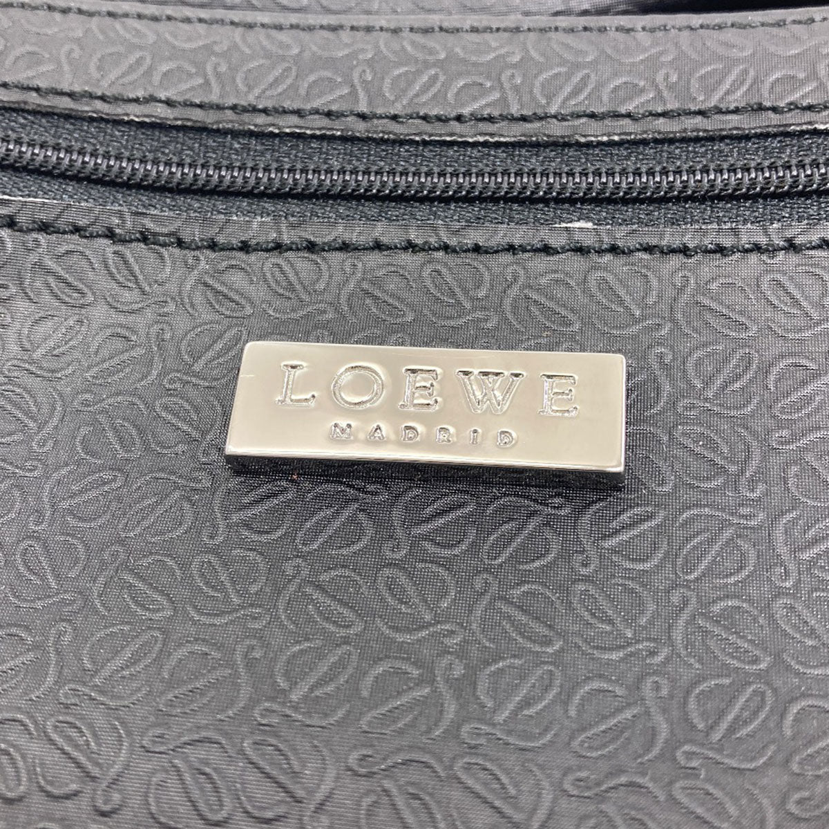 ロエベ アナグラム エンボス加工 ショルダーバッグ 中古 商品画像7