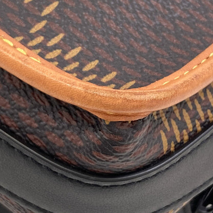 ルイヴィトン N40357 アマゾン メッセンジャー NIGOコラボ ショルダーバッグ 中古 商品画像13