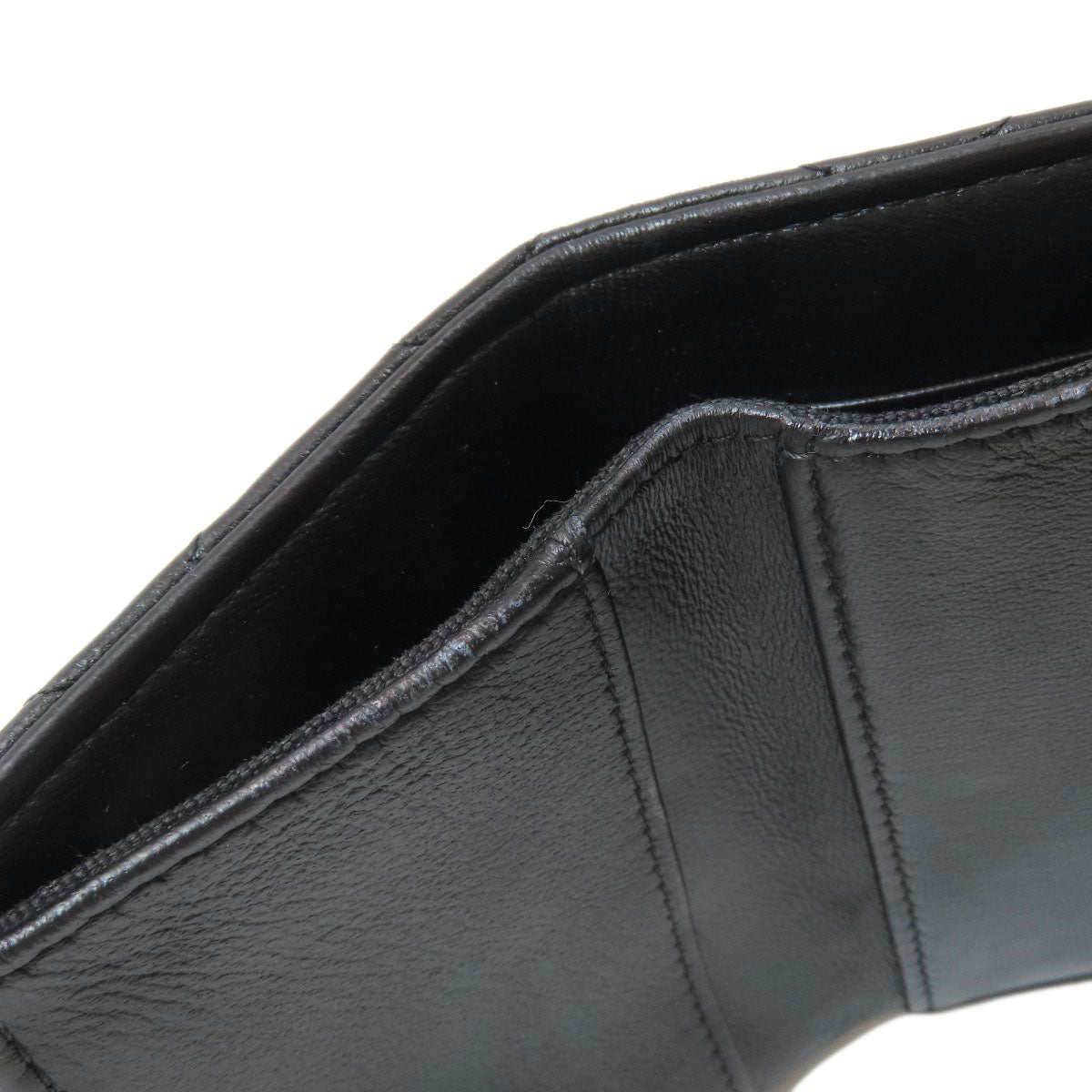 シャネル マトラッセ コンパクト財布 ゴールド金具 三つ折り財布（小銭入れあり） 中古 商品画像11