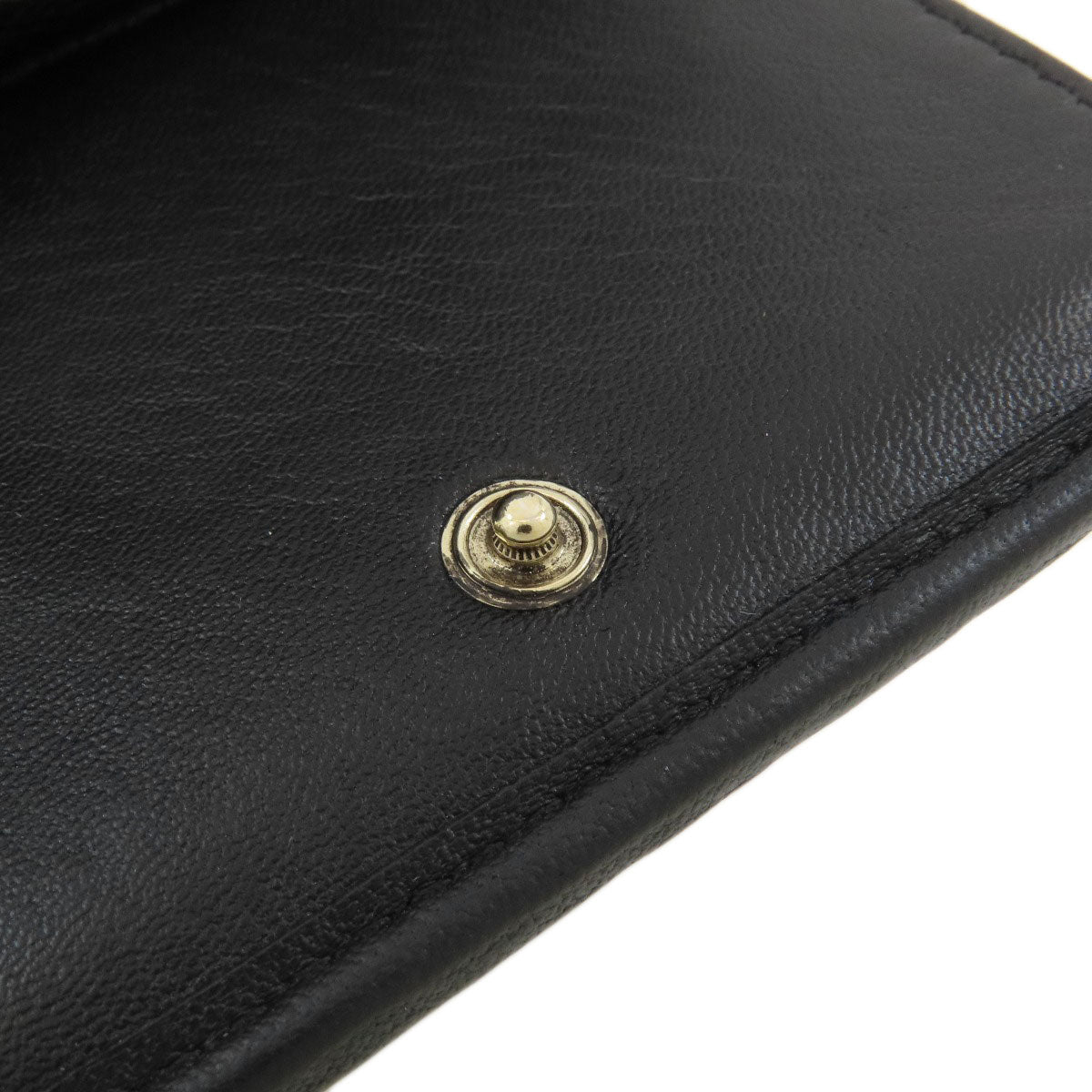 シャネル マトラッセ コンパクト財布 ゴールド金具 三つ折り財布（小銭入れあり） 中古 商品画像18