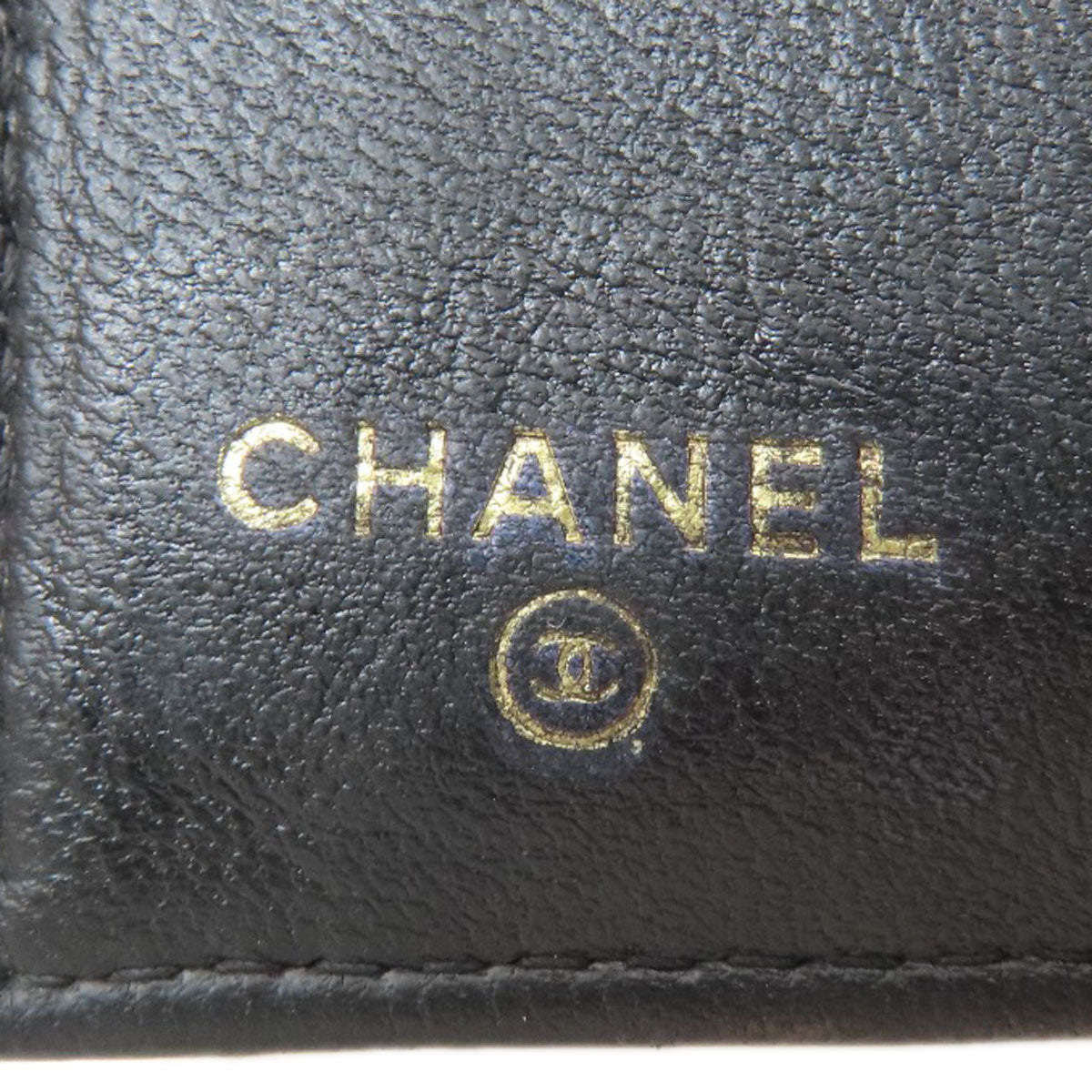 シャネル マトラッセ コンパクト財布 ゴールド金具 三つ折り財布（小銭入れあり） 中古 商品画像8
