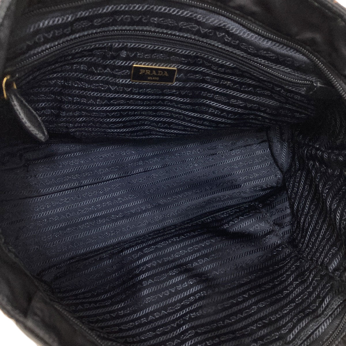 プラダ ロゴ金具 キルティング トートバッグ 中古 商品画像6