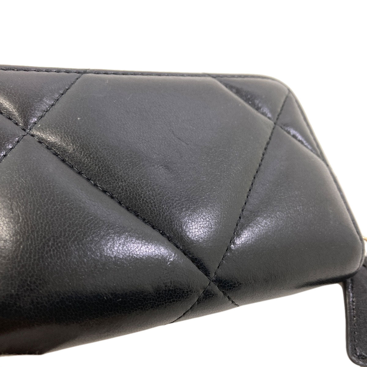 シャネル シャネル19 マトラッセ ゴールド金具 コインケース 中古 商品画像8
