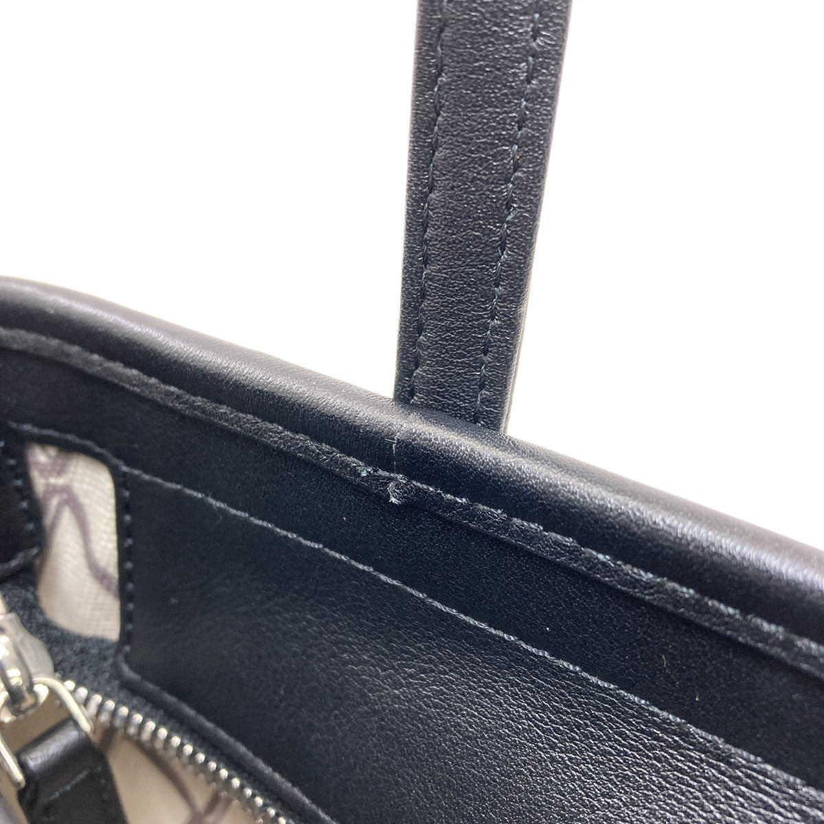 エムシーエム Toni トップジップ ショップバッグ クレヨンしんちゃんコラボ 2WAY ハンドバッグ 中古 商品画像11