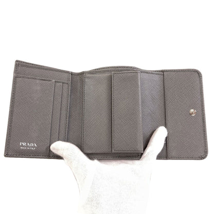 プラダ ロゴ 三つ折り財布（小銭入れあり） 中古 商品画像5