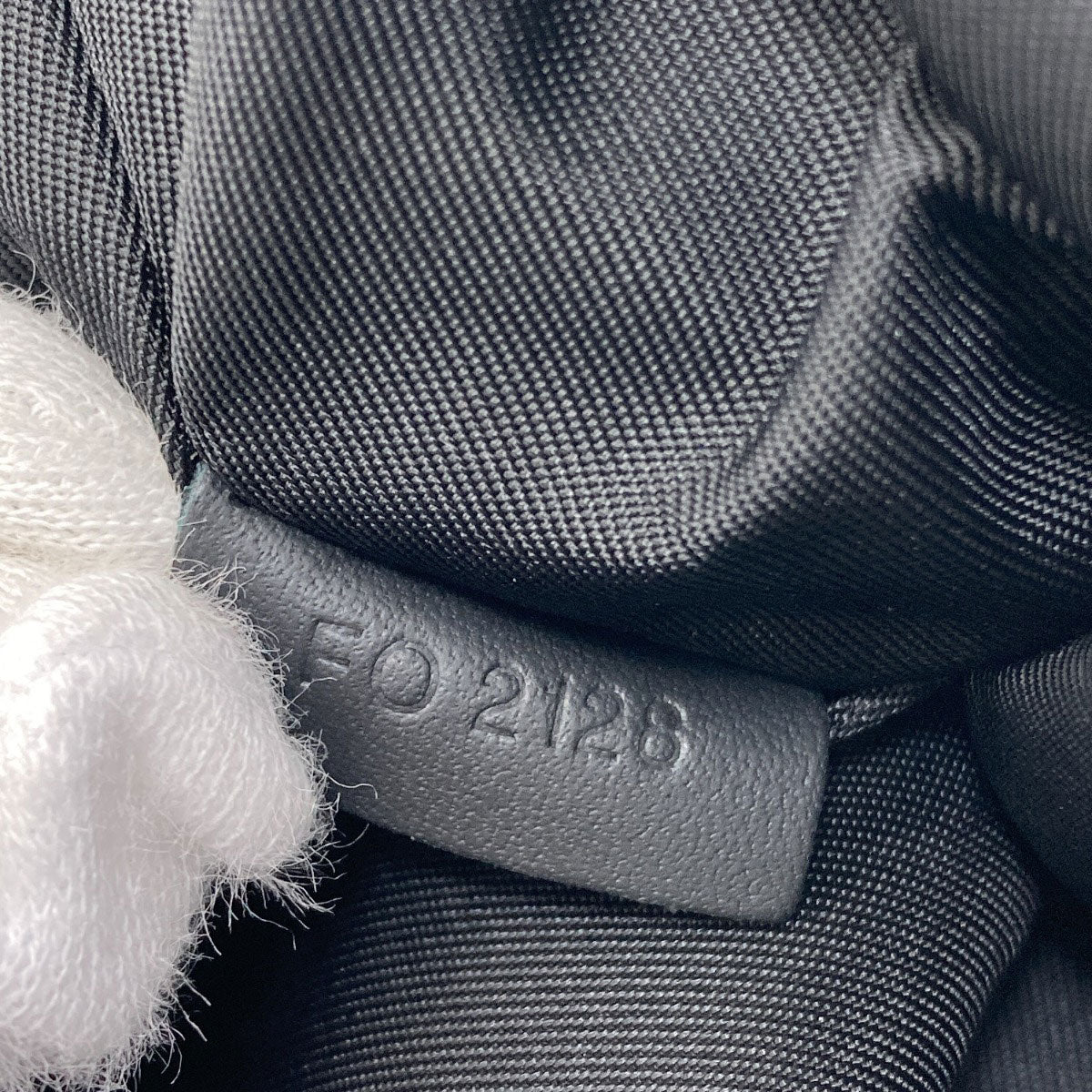 ルイヴィトン M43875 ナノバッグ ショルダーバッグ 中古 商品画像8