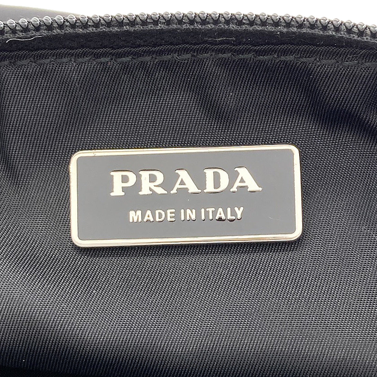 プラダ ロゴ金具 ボディバッグ 中古 商品画像7