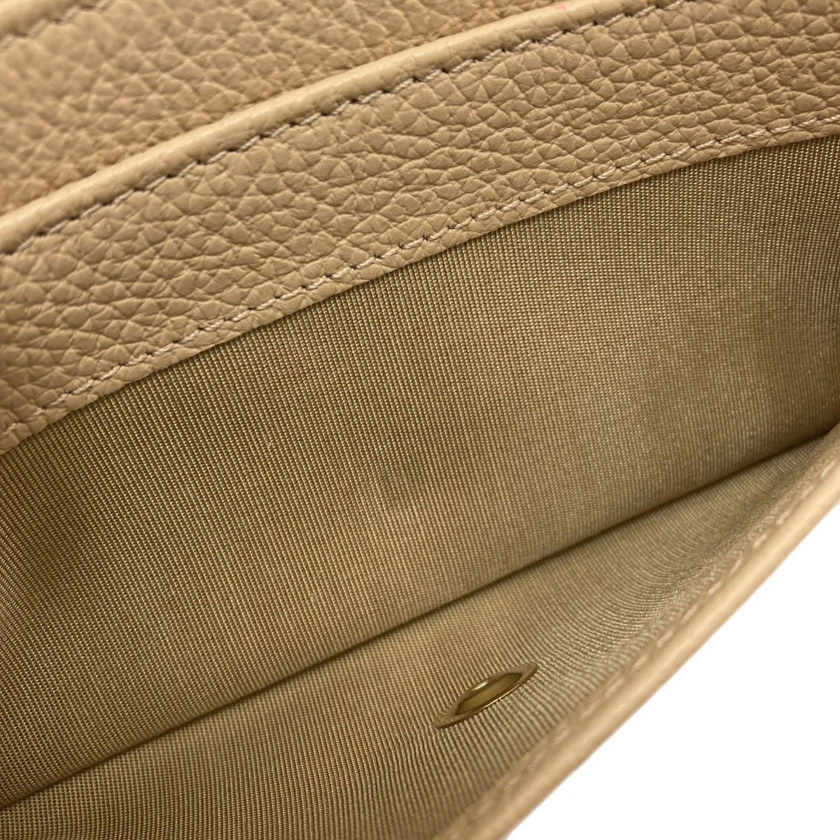 ジミーチュウ スターモチーフ スタッズ 長財布（小銭入れあり） 中古 商品画像9
