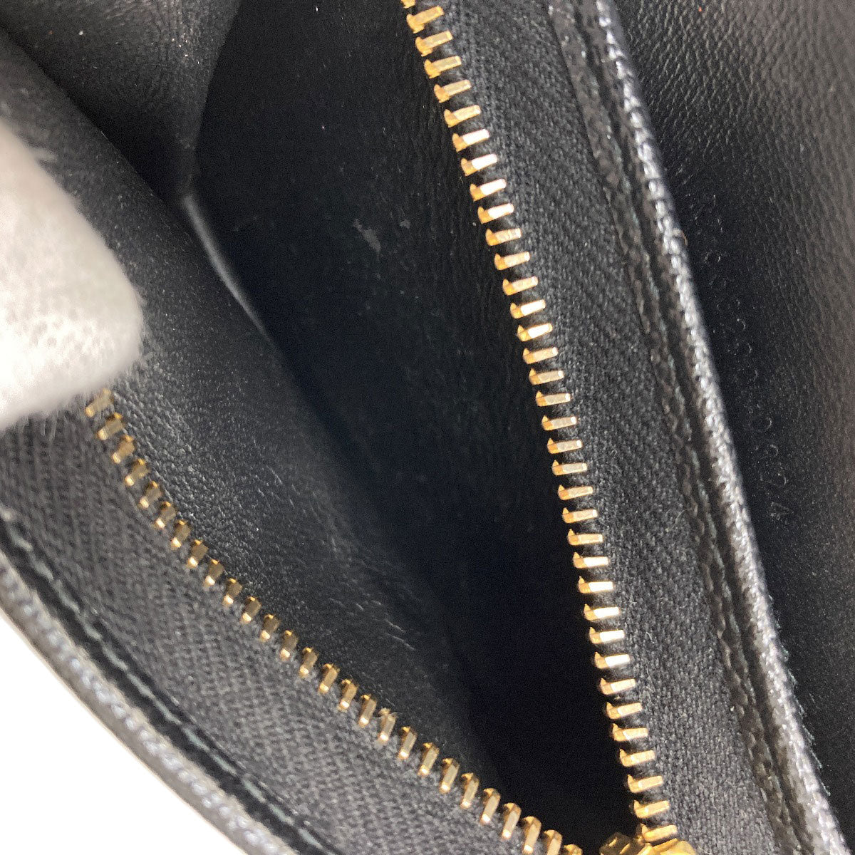 サンローラン カサンドラ 二つ折り財布（小銭入れあり） 中古 商品画像9